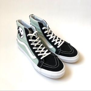Vans Sk8-Hi Black/Sky Blue Embroidered Ying Yang